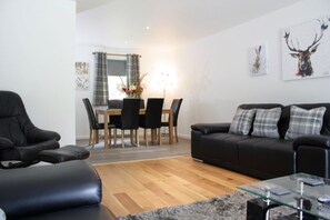 Télévision à écran plat