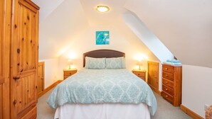 Cottage | 1 bedroom, iron/ironing board, WiFi (free), alarm clocks - Fairfield Lane Apartment (Inverness)