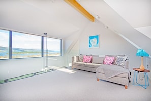 Småhus | Oppholdsrom | Flatskjerm-TV