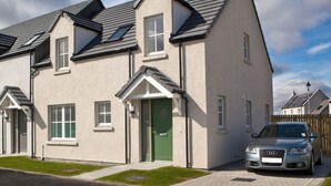 Unclassified image, 3 of 10, button - 2 Mackay Road (Dornoch)