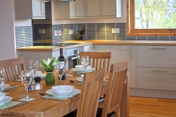 In-room dining - Millview (Boat of Garten)