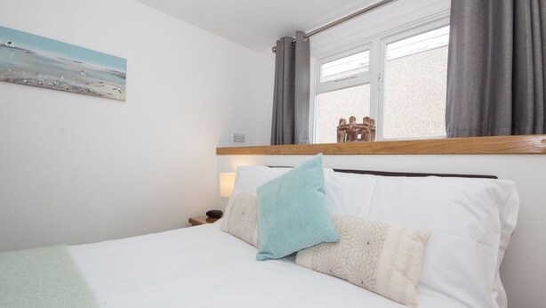 Unclassified image, 1 of 17, button - Tomnahurich Apartment (Inverness)