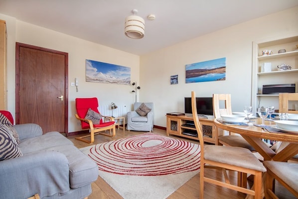 Casa de campo | Sala de estar | Televisión de pantalla plana