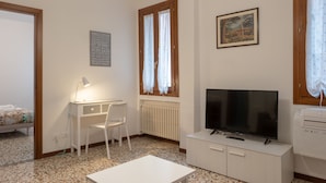 City Apartment | Ruang tamu