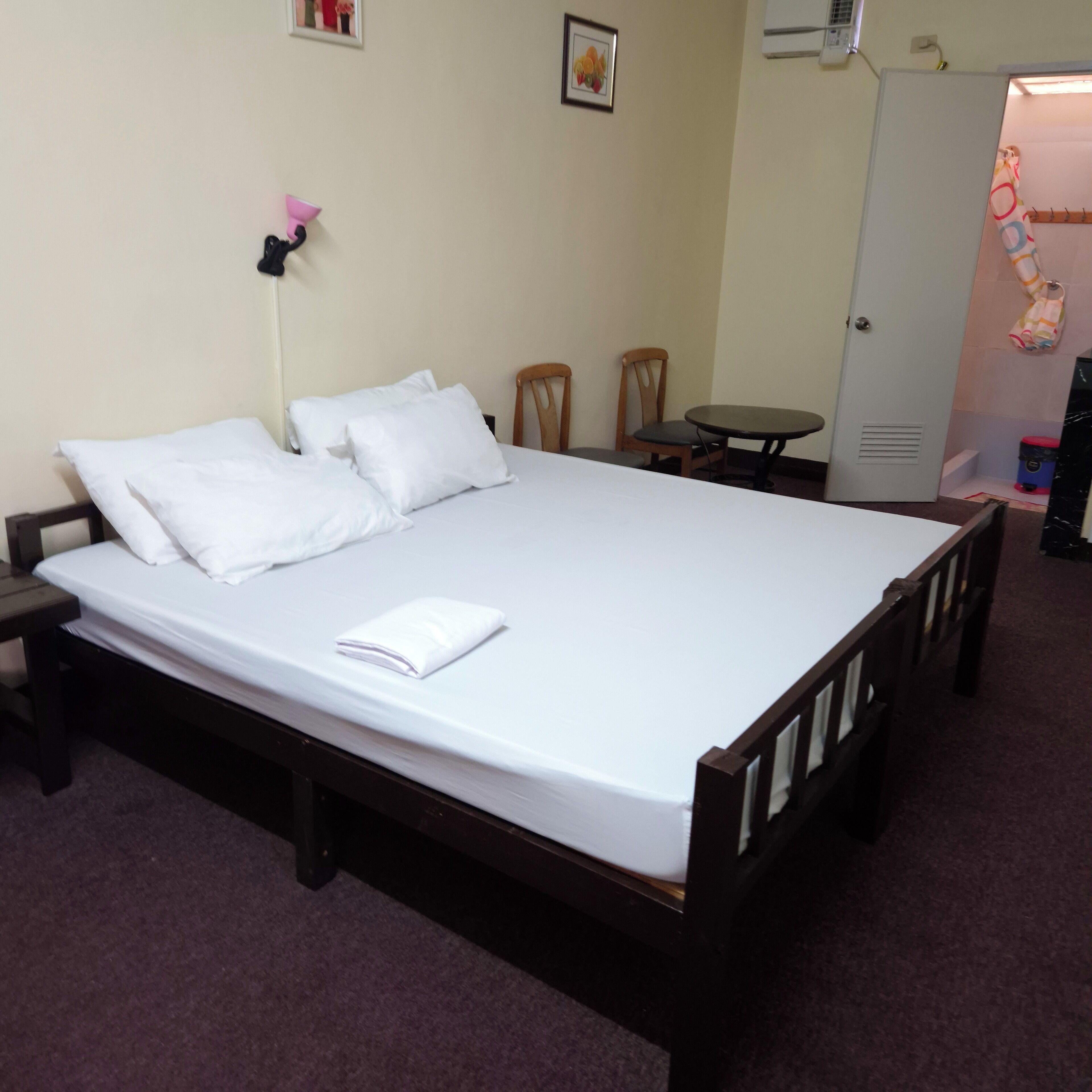 basic studio | 1 bedroom, desk, iron/ironing board, free wifi