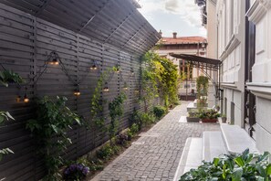 Garden - Good Living Bucharest (Bucharest)