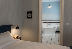City Double Room, 1 Bedroom | 1 bedroom, minibar, individually decorated, individually furnished - Good Living Bucharest (Bucharest)