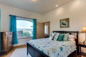 4 chambres, fer et planche à repasser, Wi-Fi gratuit, draps fournis
