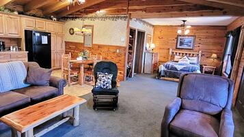 Smart TV, fireplace, DVD player