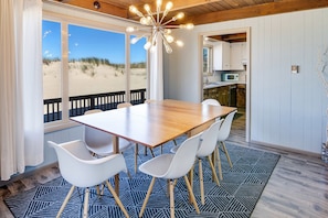 Dining - Ocean Front House Sits Right on a Sandy Beach! (Waldport)