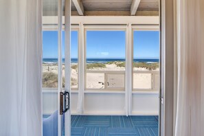 Interior - Ocean Front House Sits Right on a Sandy Beach! (Waldport)