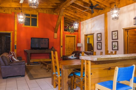 Interior. V#1 Beautiful Villa in Sam Rayburn-best value, lots of parking, 7-9 guests