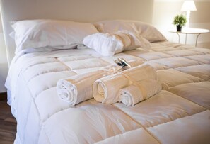Apartment, 3 Bedrooms, Terrace | Premium bedding, in-room safe, desk, soundproofing - La Casa di Ilde al Duomo - Luxury (Syracuse)