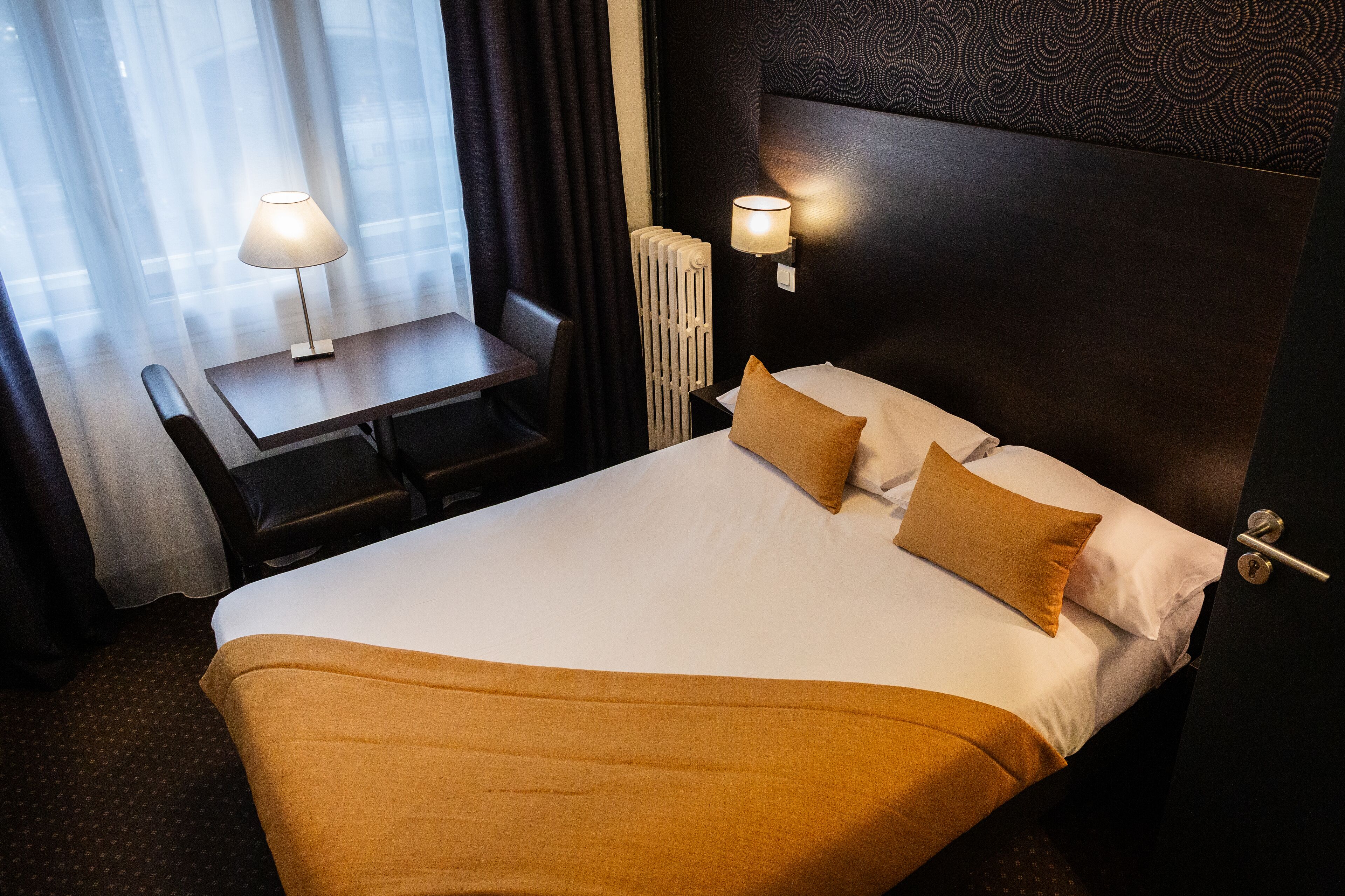 double room single use, 1 double bed | premium bedding, desk, blackout curtains, iron/ironing board