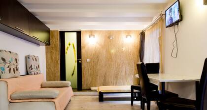 Piata Sfatului Apartments