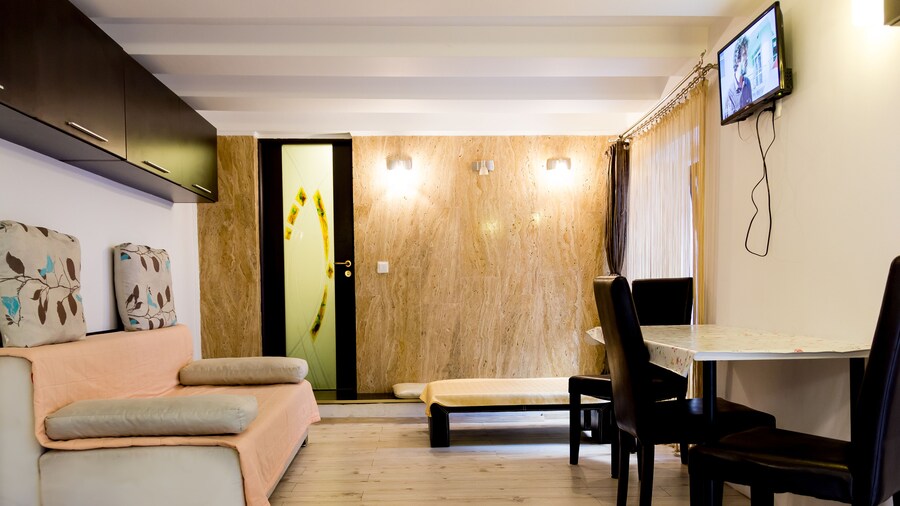 Piata Sfatului Apartments