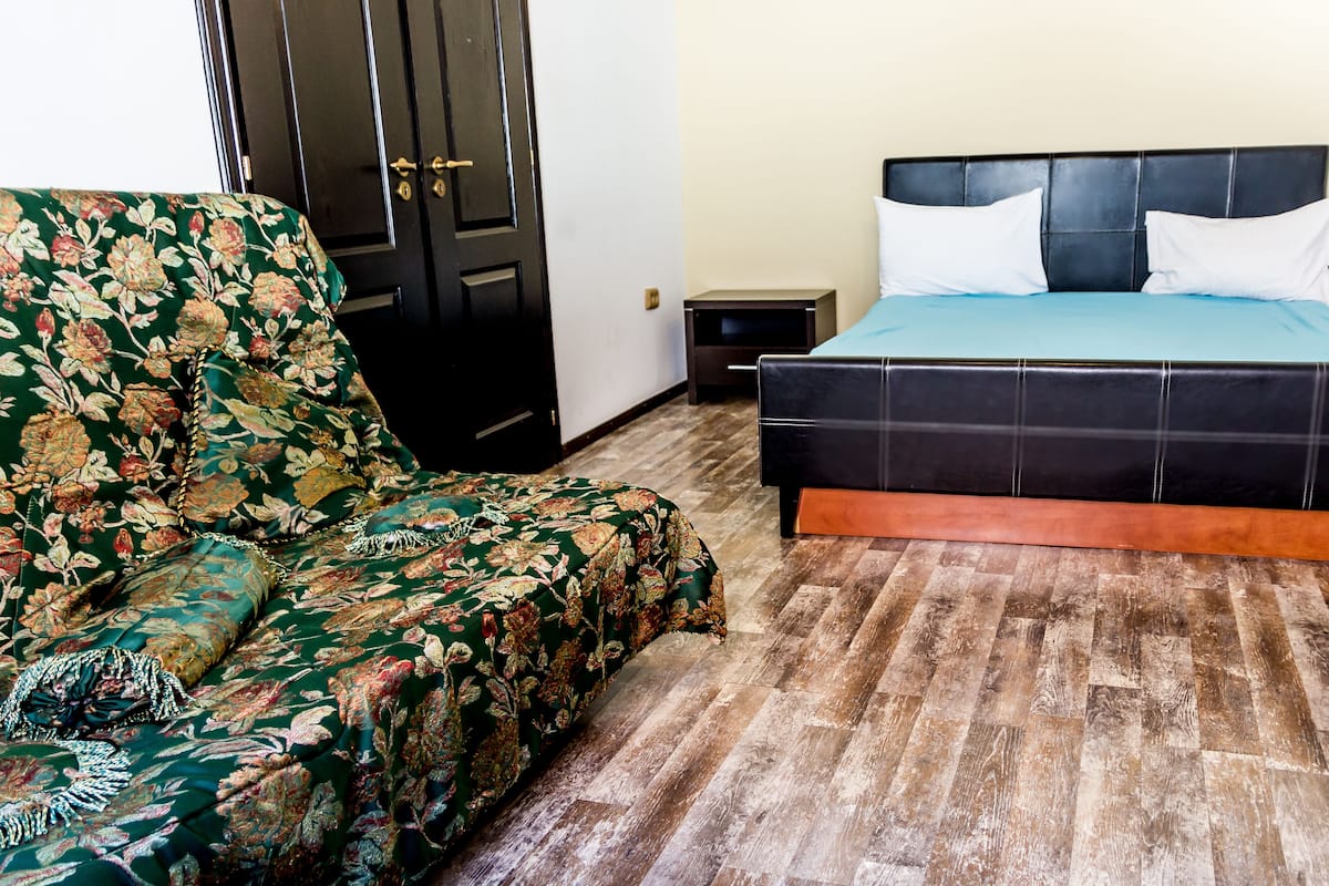 Rollaway beds, WiFi, bed sheets