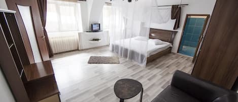 Rollaway beds, WiFi, bed sheets