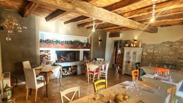 Servizio di pranzo e cena