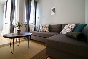 Appartement, 1 chambre | Salle de séjour