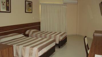 Tweepersoonskamer | Een minibar, gratis wifi