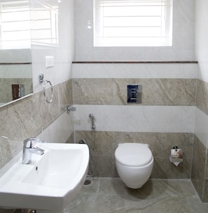 Bathroom - OYO 9253 Champion Comfort (Bengaluru)