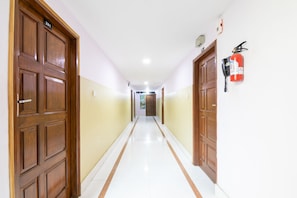 Hallway - Hotel Sai Arcade (Bengaluru)
