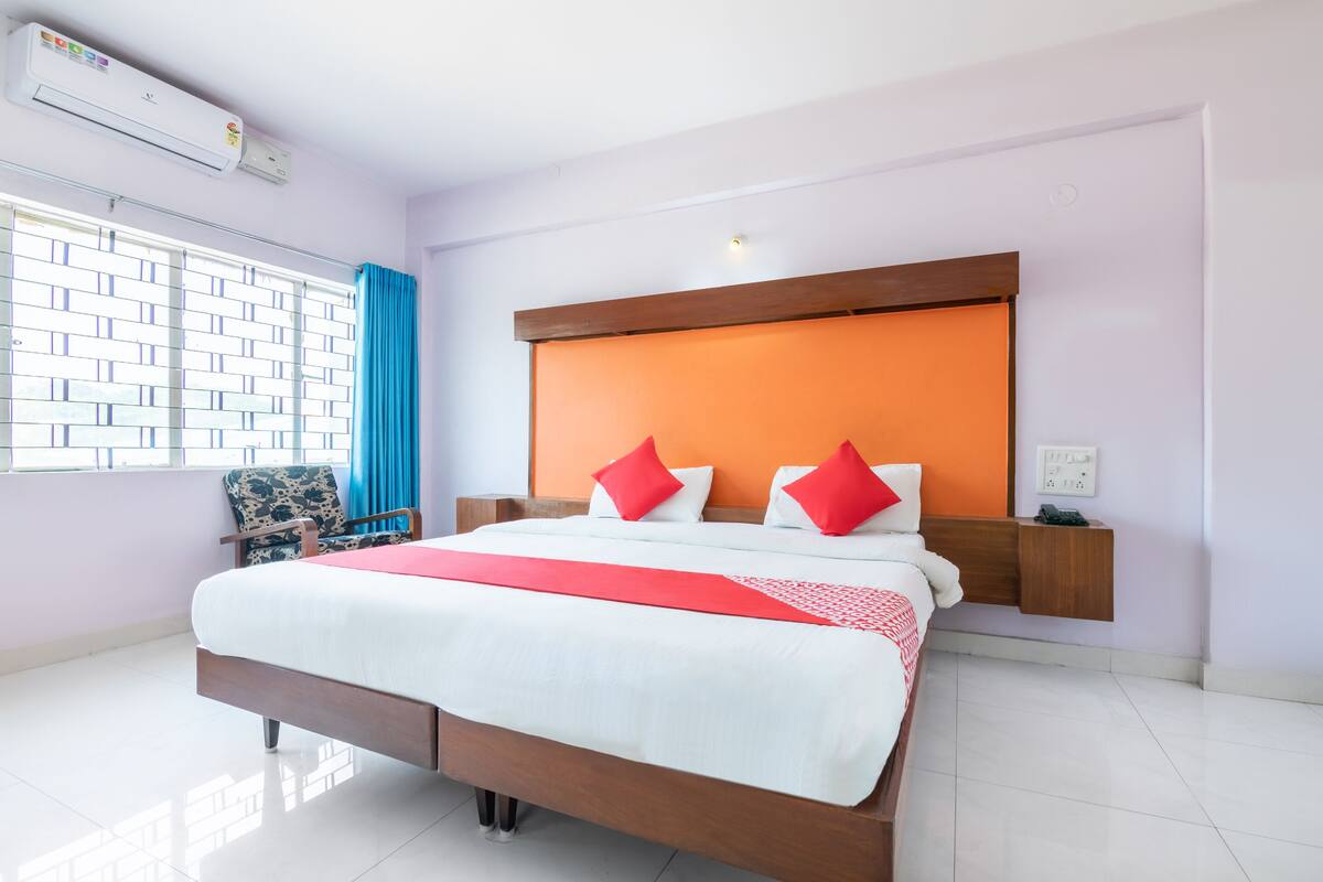 Double or Twin Room | WiFi (free)