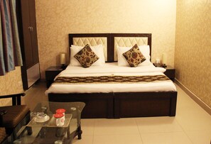 Double or Twin Room | Free WiFi, bed sheets - OYO 2407 Hotel Gera's M1 (New Delhi)