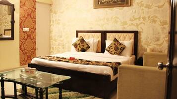Double or Twin Room | Free WiFi, bed sheets