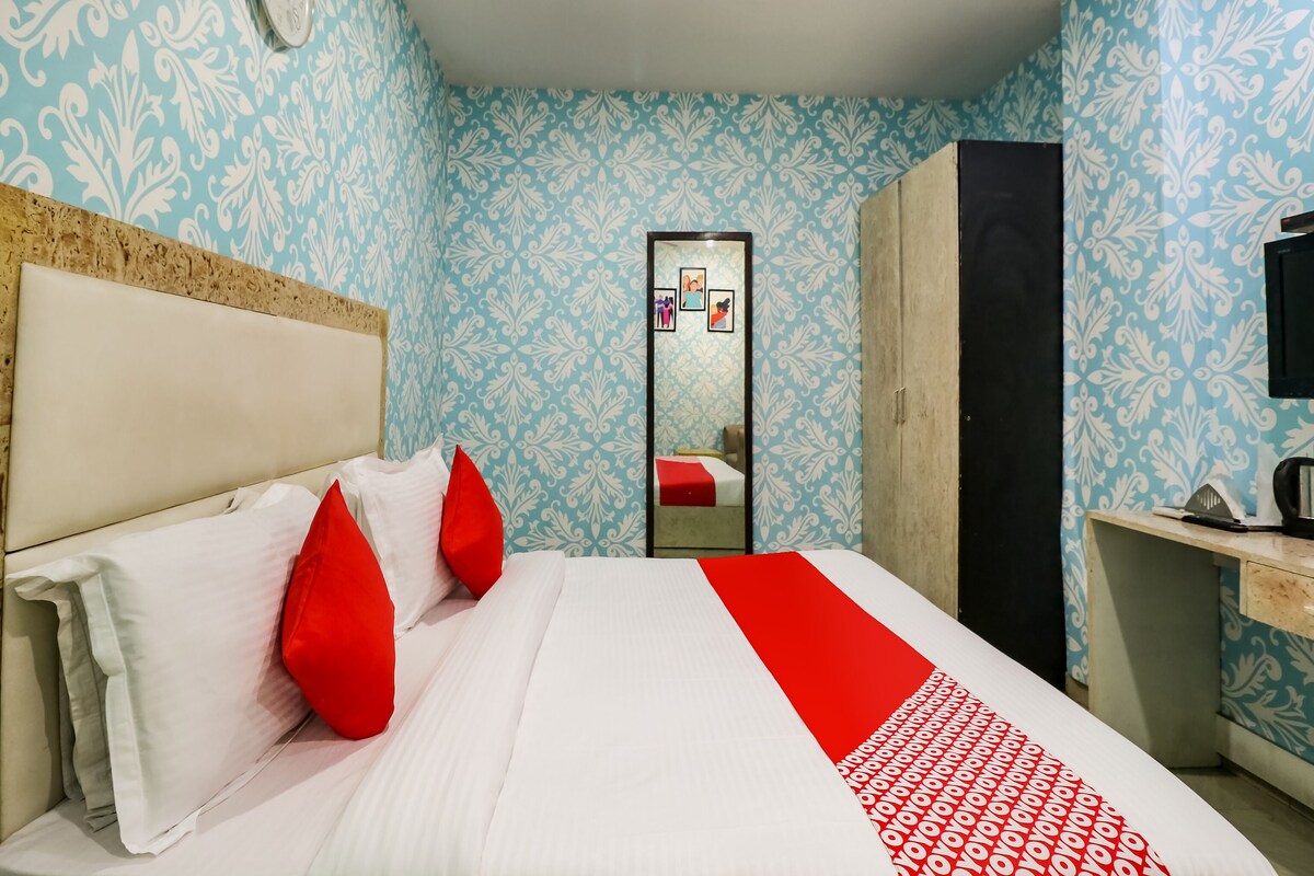 Double or Twin Room | WiFi (free)