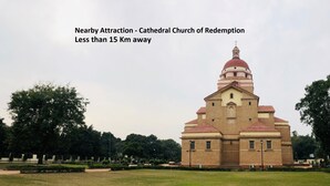 A large, historic building with a prominent dome and a symmetrical facade. - OYO 4184 Hotel The RTS (New Delhi)
