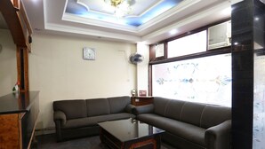 Unclassified image, 2 of 29, button - OYO 6886 Hotel Gold Palace (New Delhi)
