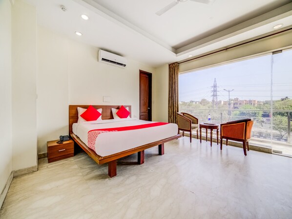 Double or Twin Room | In-room safe, free WiFi