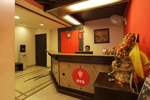 Reception - Hotel South View (New Delhi)