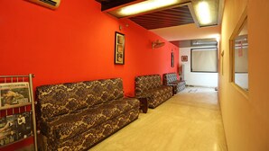 Lobby - Hotel South View (New Delhi)