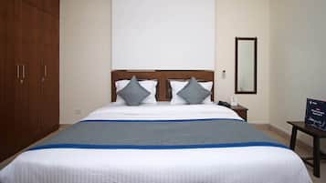 Free WiFi, bed sheets