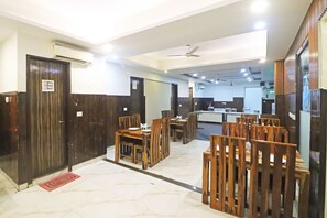 Coffee shop