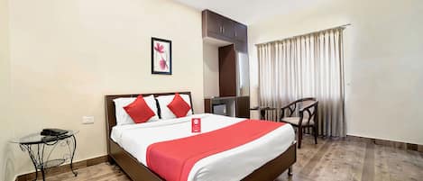 Double or Twin Room | Free WiFi