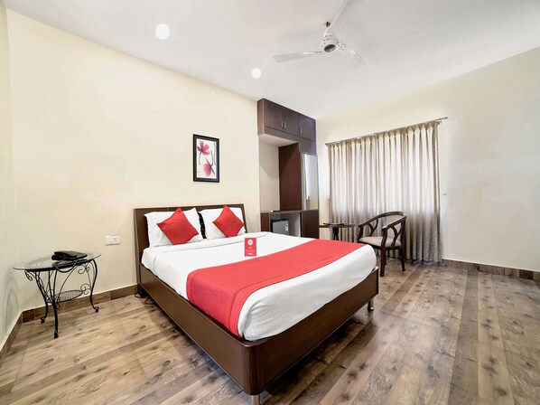 Double or Twin Room | Free WiFi - OYO 674 Apartment Hotel Manar Luxury Suites (Hyderabad)