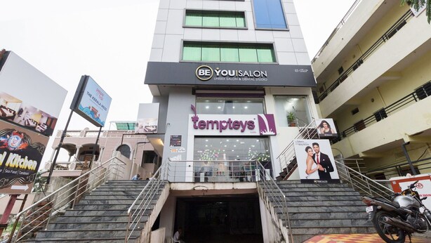 Exterior - OYO 7691 Kanha Boutique Hotel (Hyderabad)