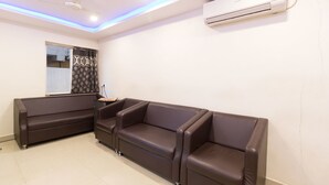 Interior - OYO 7691 Kanha Boutique Hotel (Hyderabad)