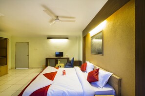 Double or Twin Room | Free WiFi