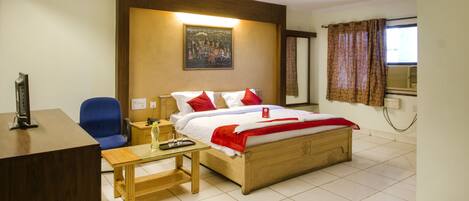 Double or Twin Room | Free WiFi