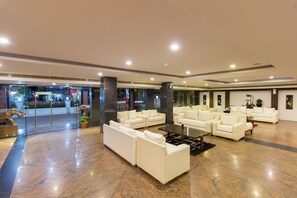 Lobby - OYO Flagship 469 Kachiguda Railway Station (Hyderabad)