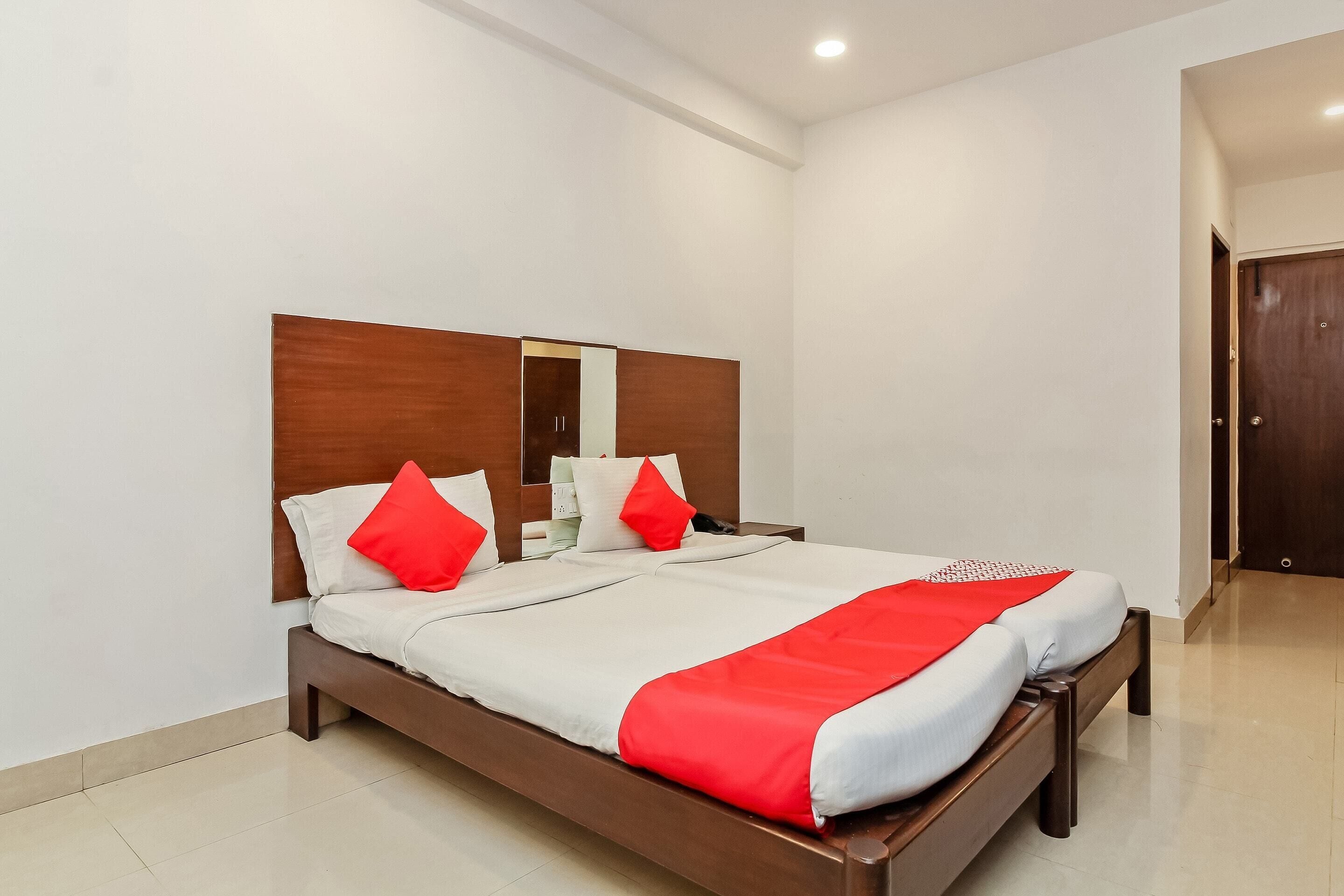 Standard Double Room | Free WiFi, bed sheets