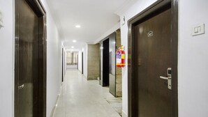 Hallway - Hotel Srinivasa Central (Hyderabad)
