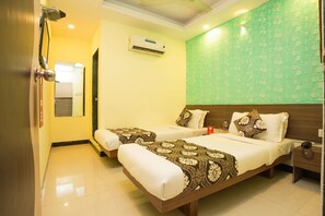 Double or Twin Room | Free WiFi