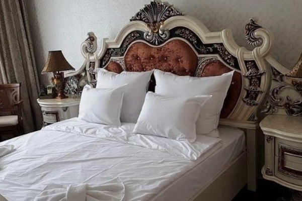 One-Bedroom Apartment | Minibar, free WiFi, wheelchair access