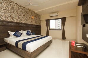 Double Room | Bed sheets - OYO 10650 Hotel Lotus Residency (Mumbai)